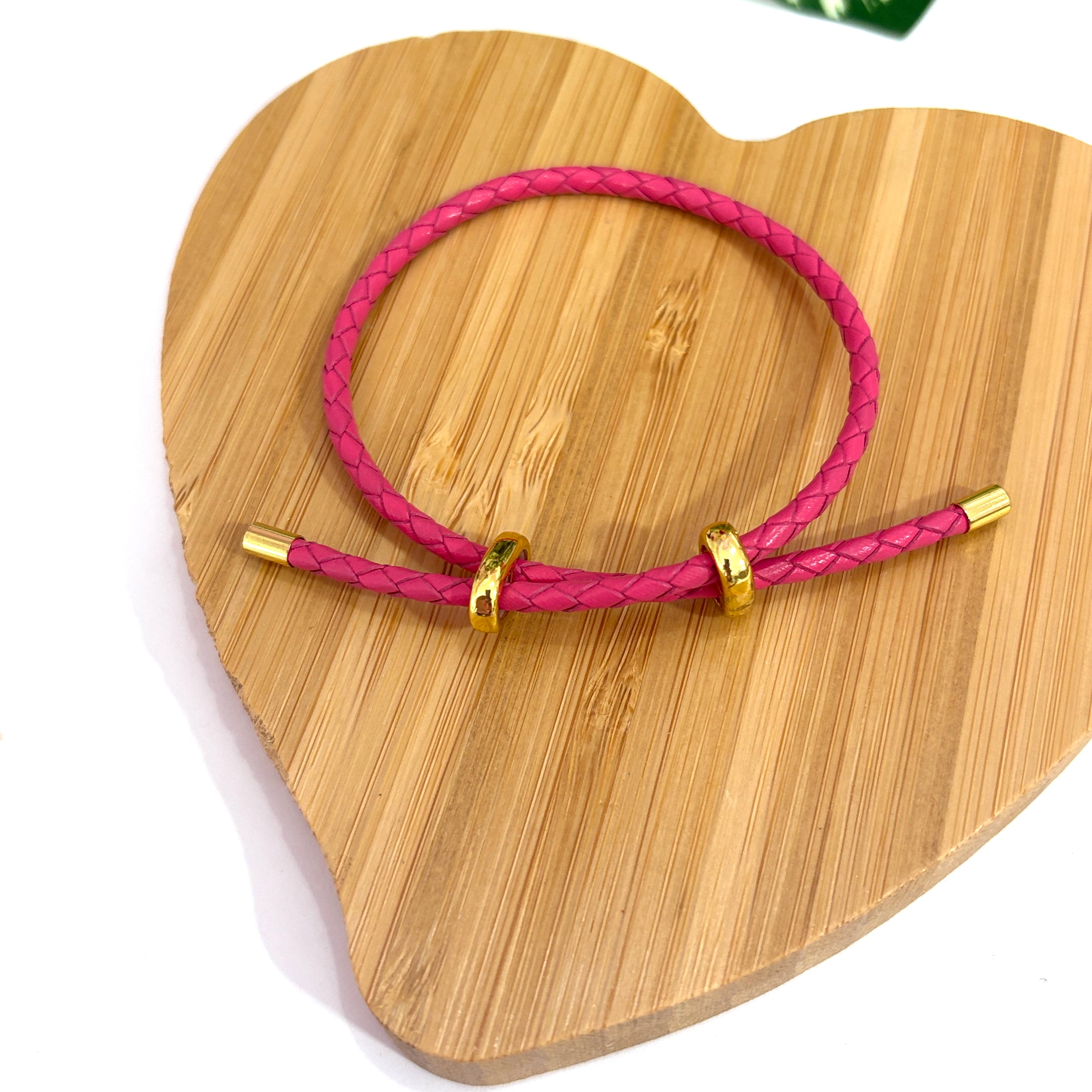 Pulsera en cuero ajustable