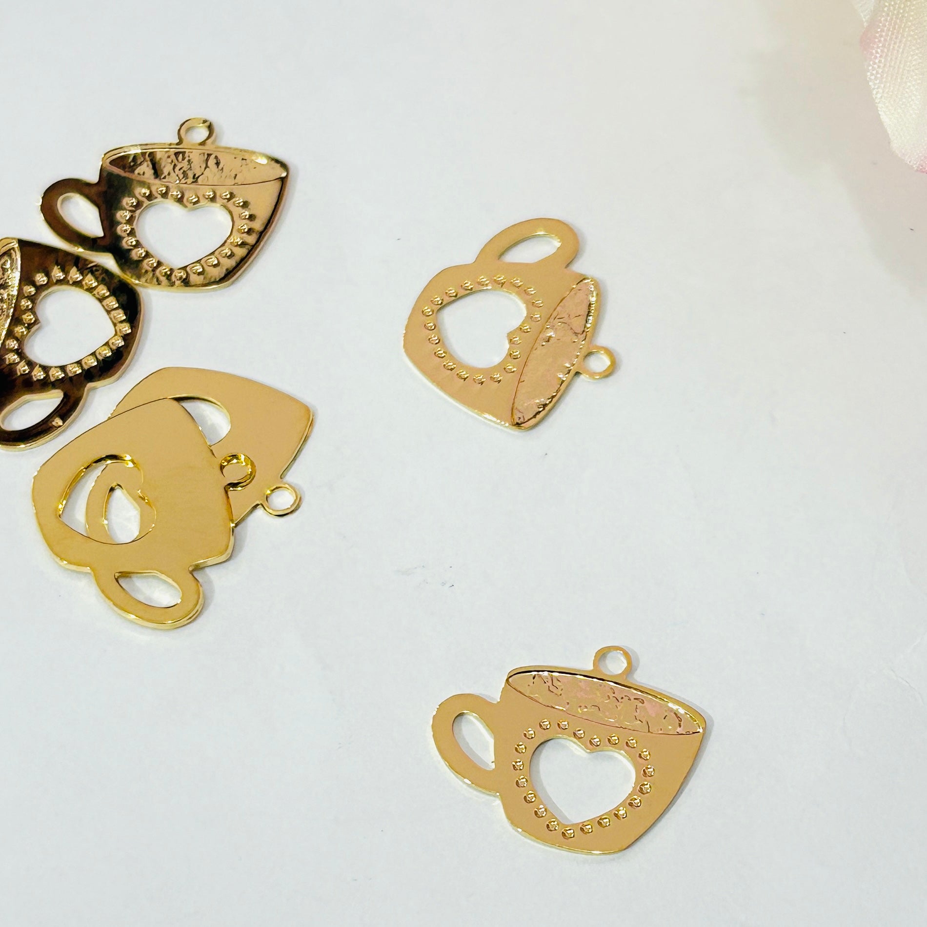 Variedad Pendants