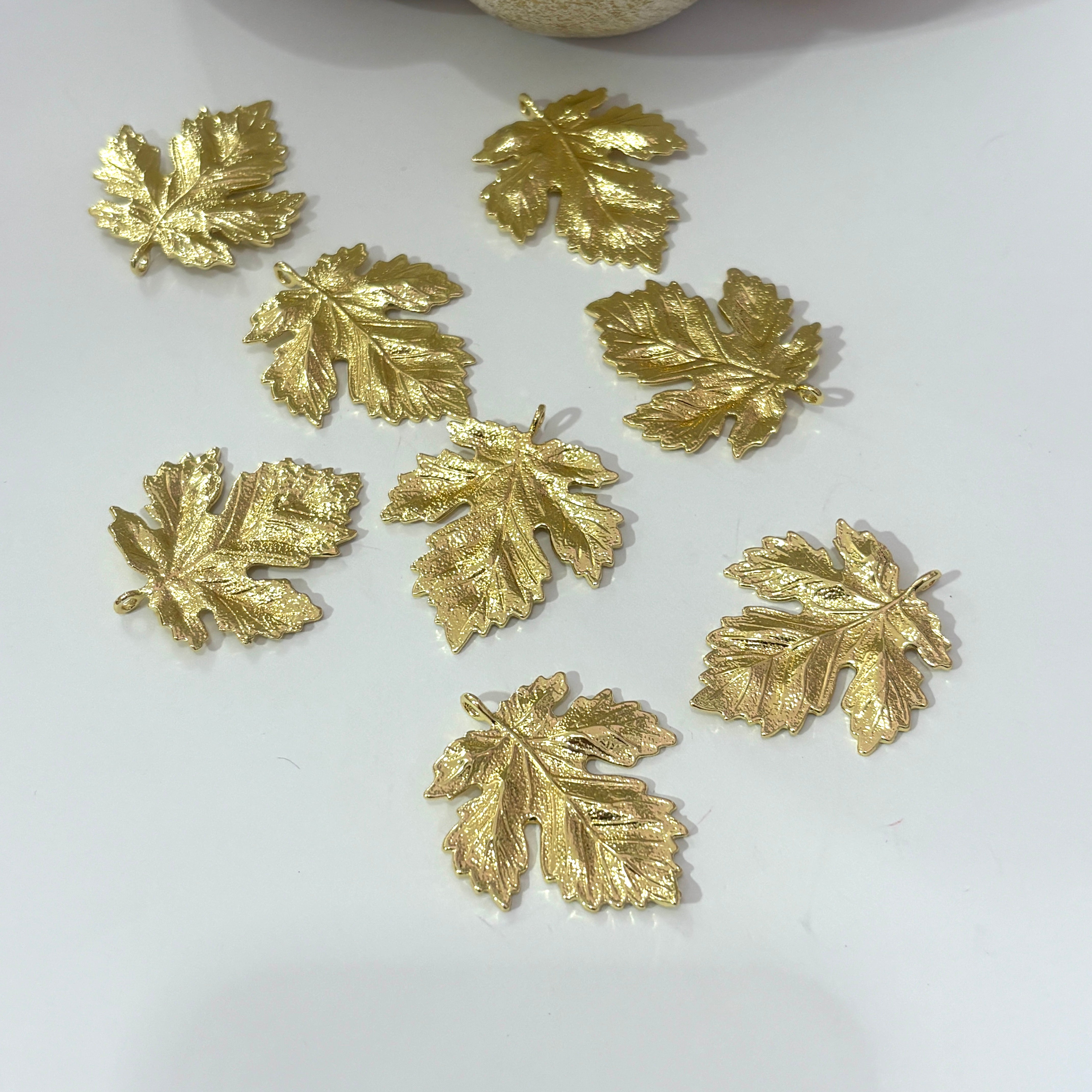 Charms de hojas