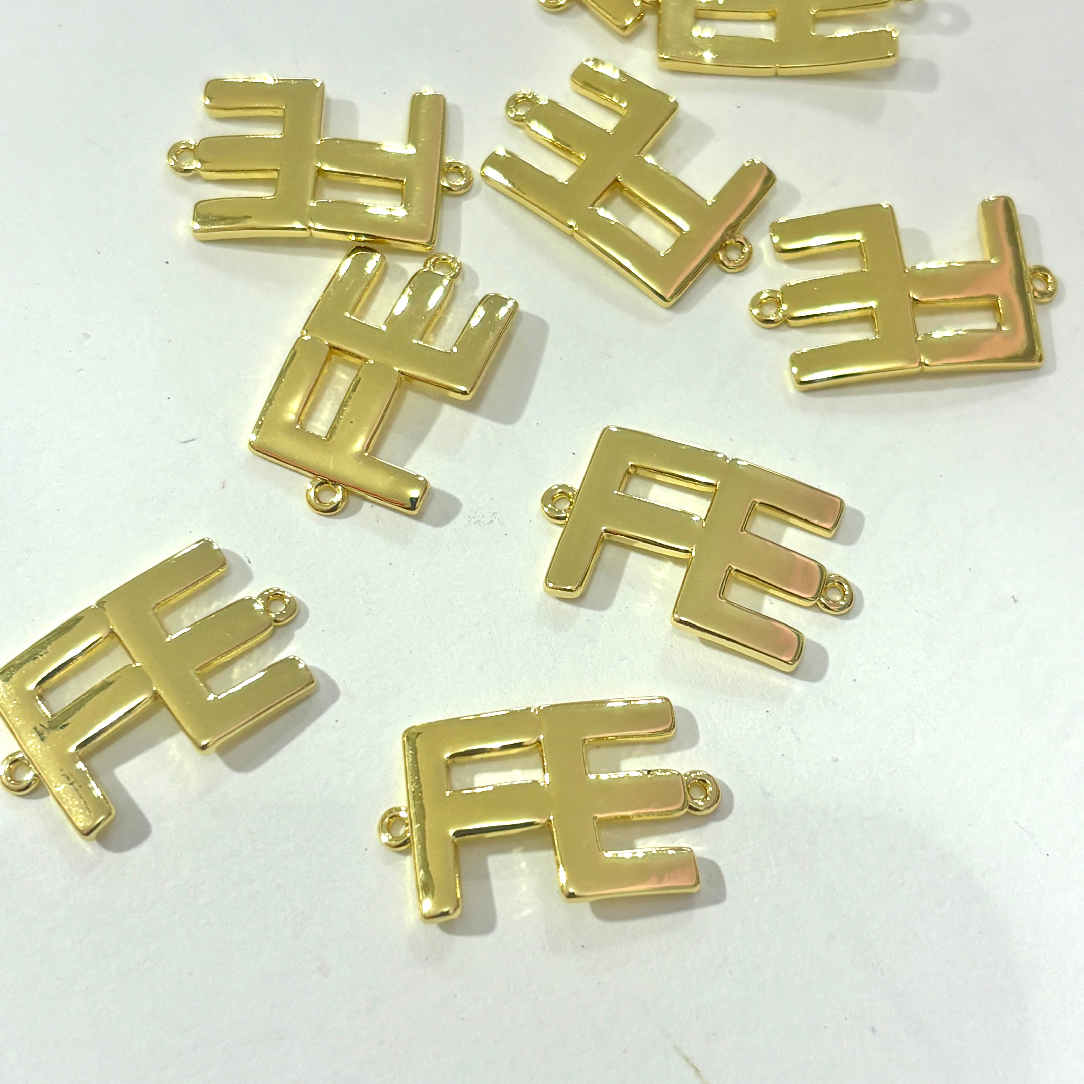 Conector Fe