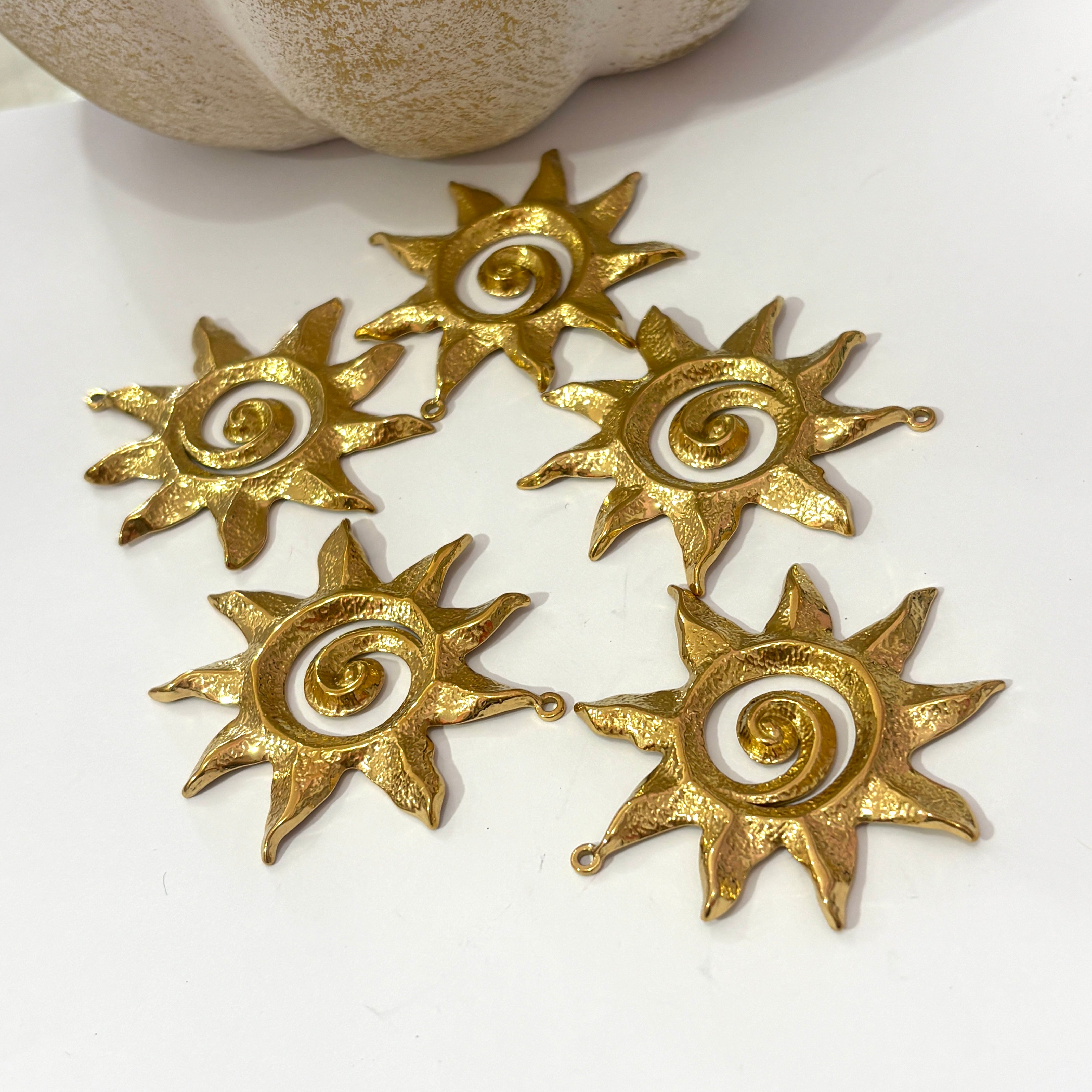 Charm grande steel