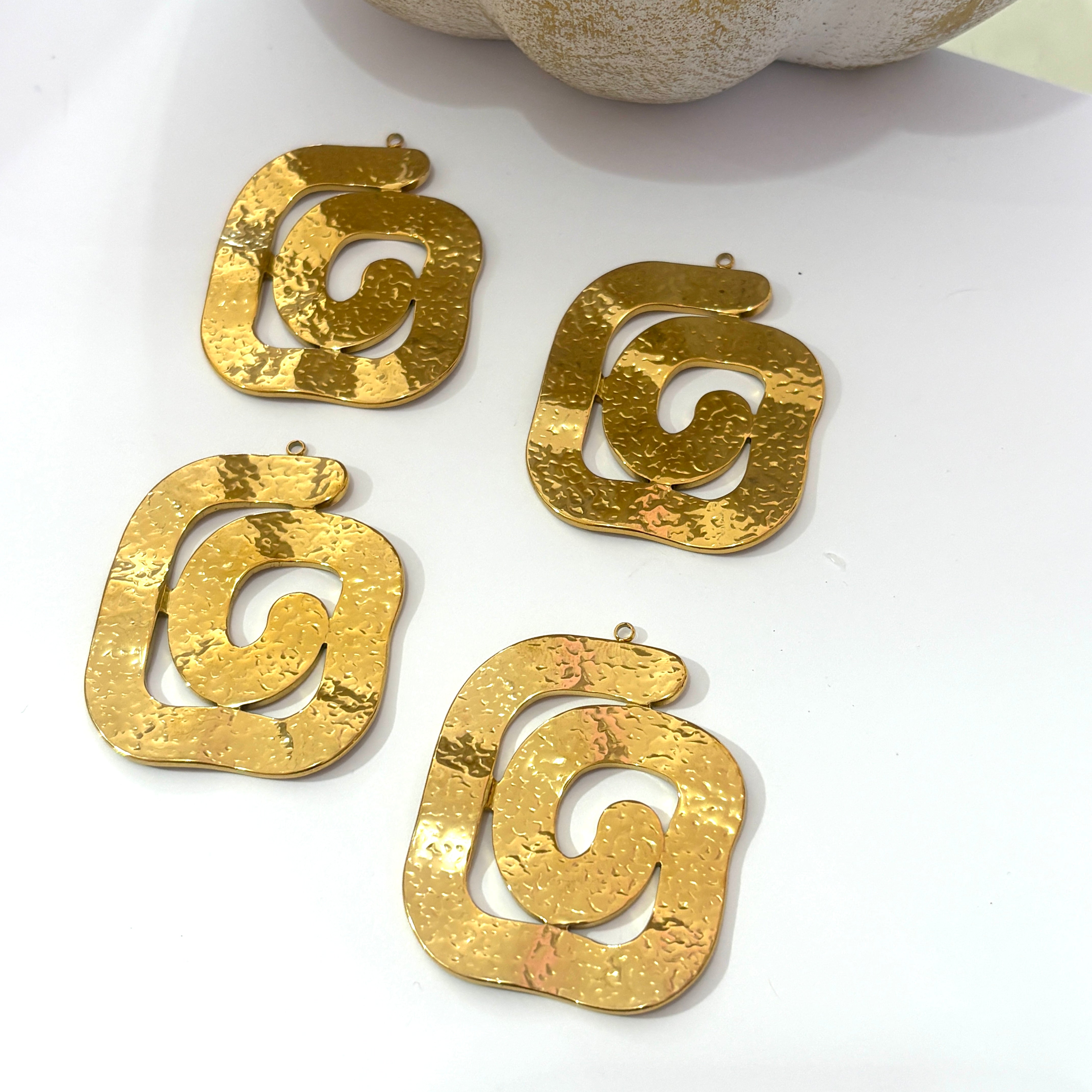 Charm grande steel