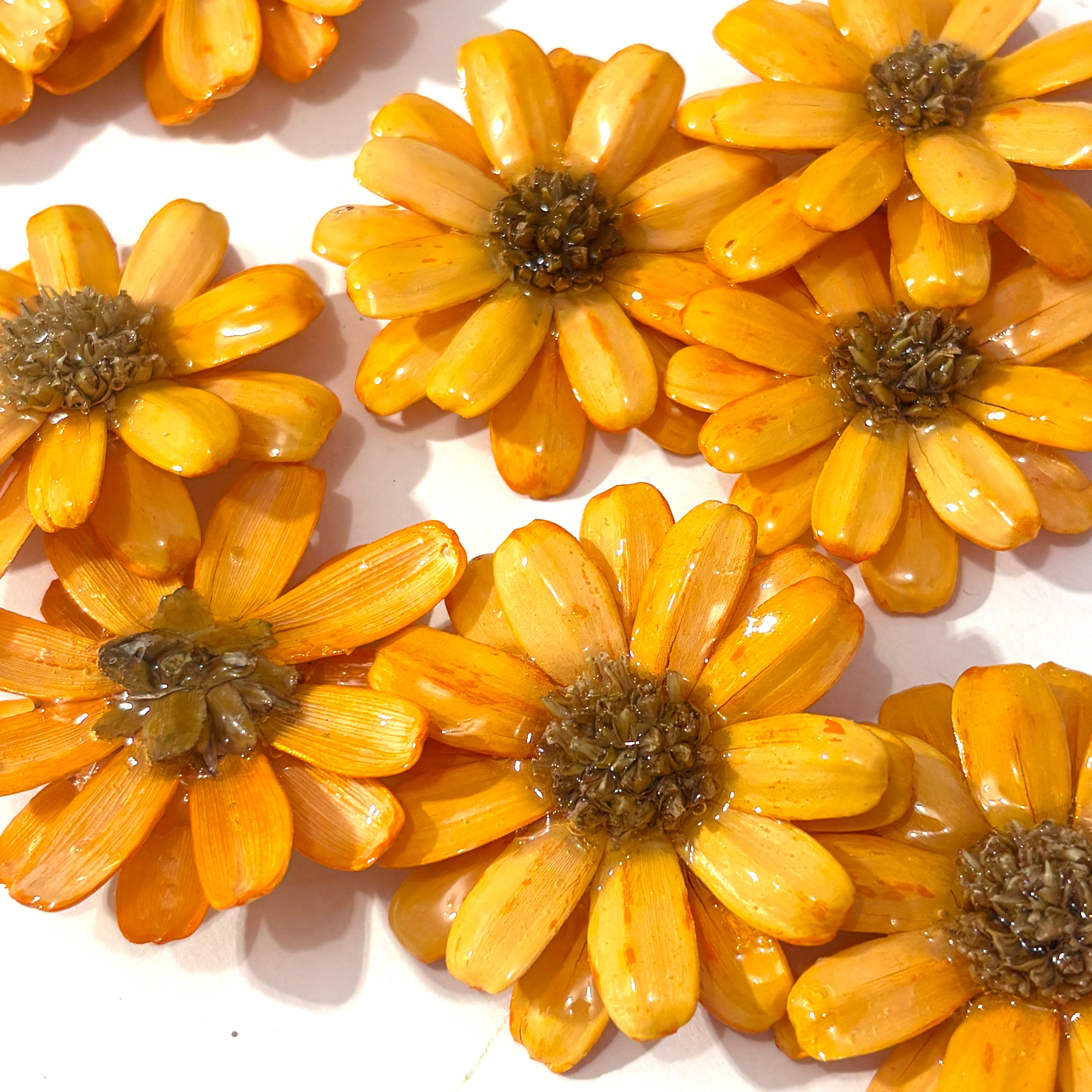 Flores resina pendant