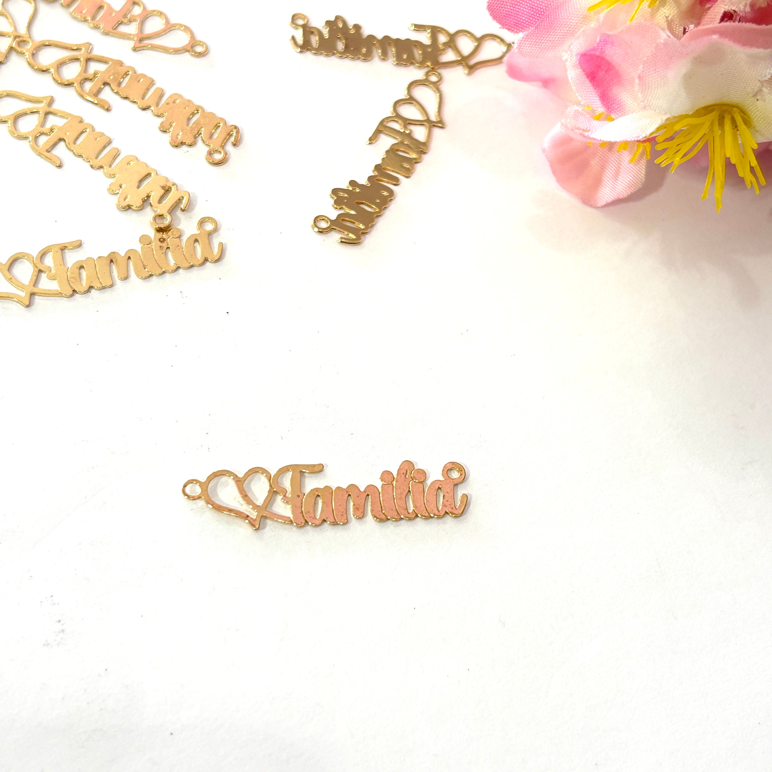Mi familia Pendant