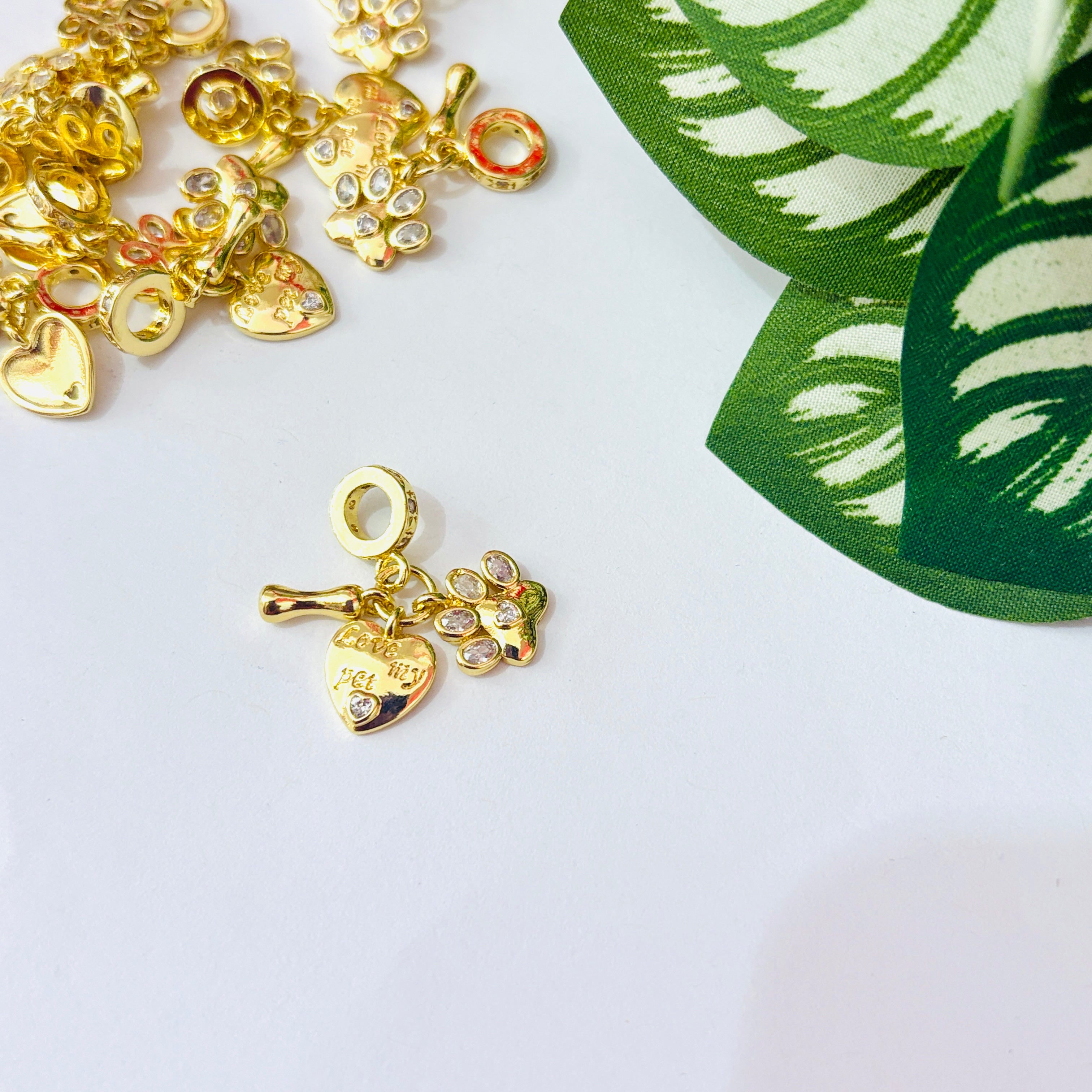 Charm europeo variados