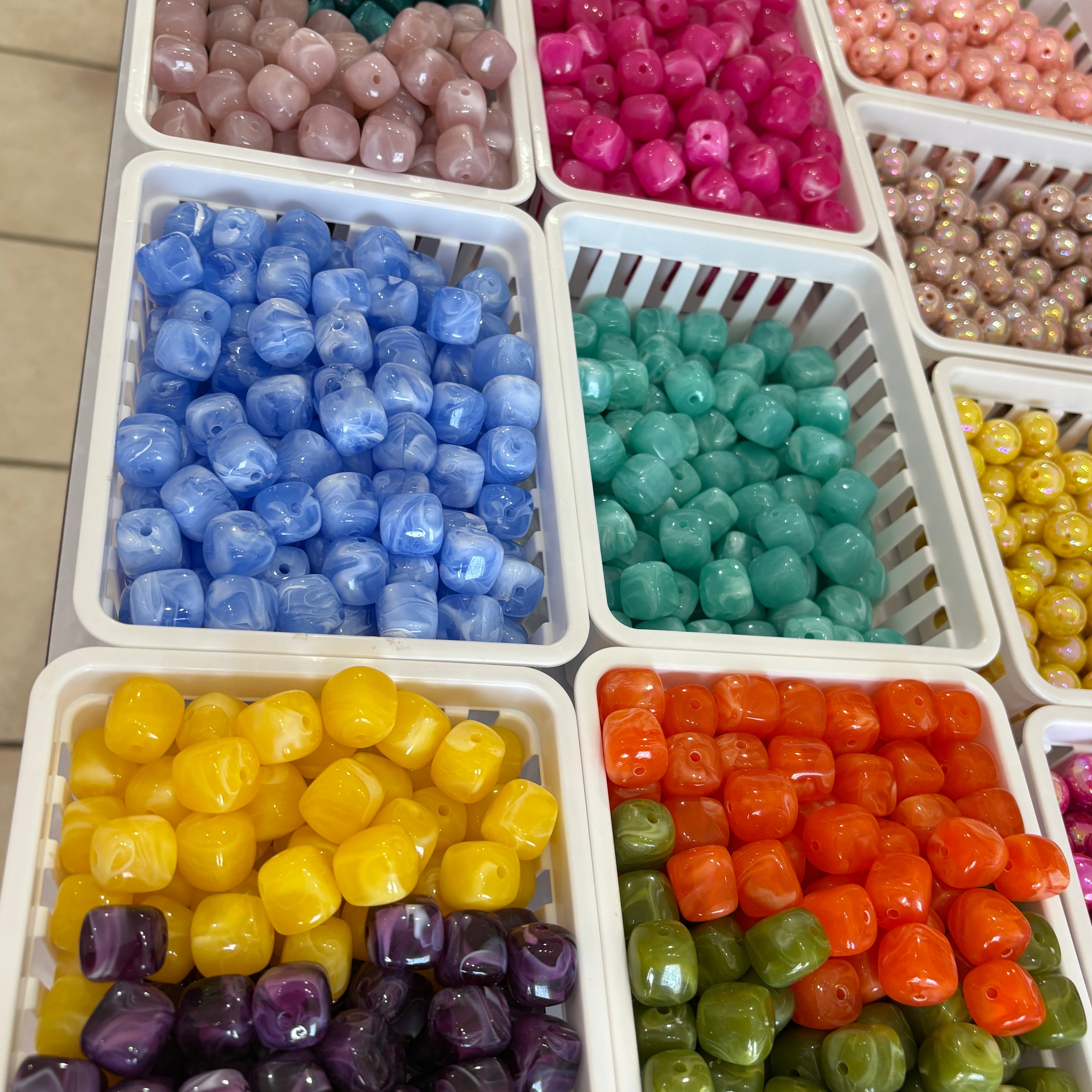 Bead acrilico cuadrado 20mm