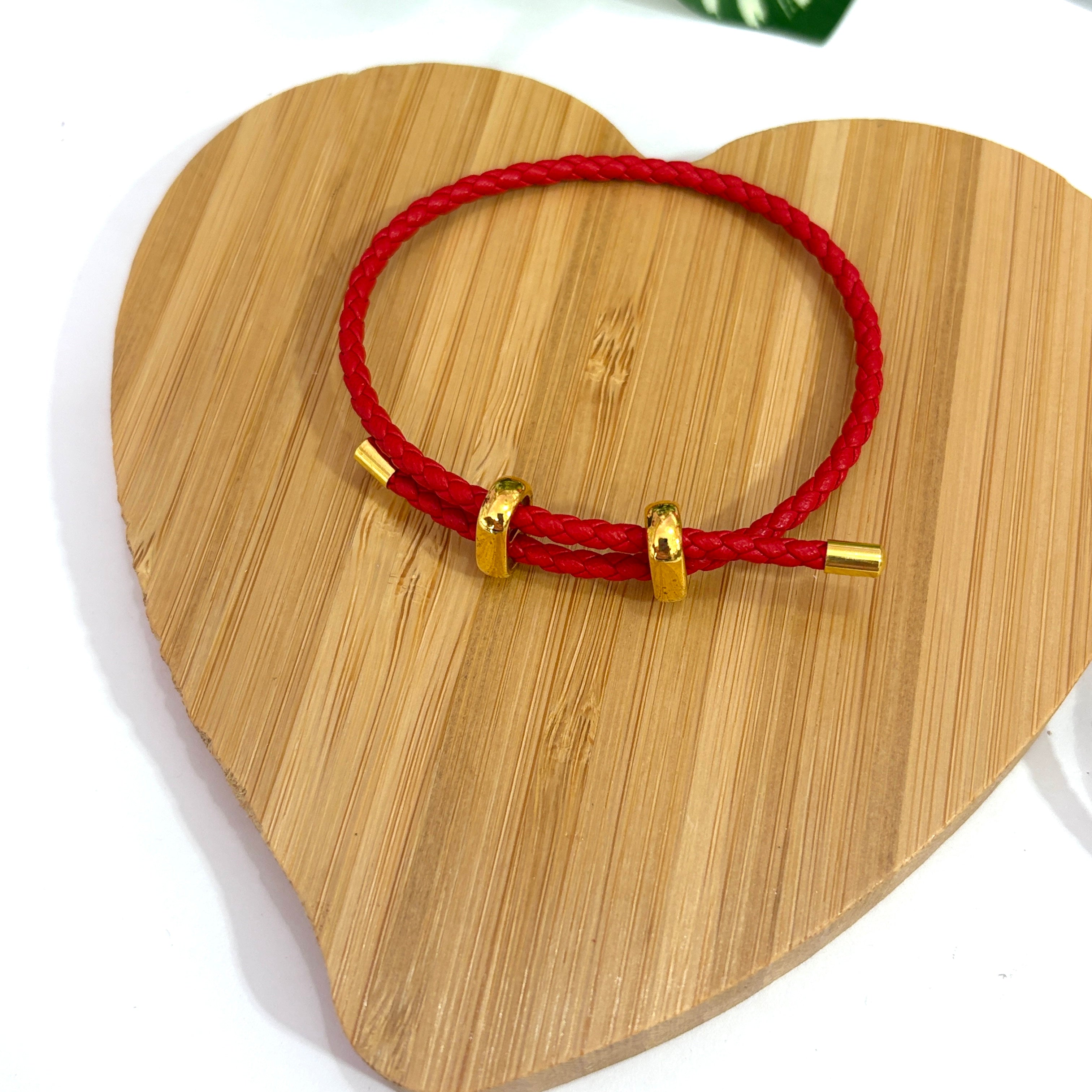 Pulsera en cuero ajustable