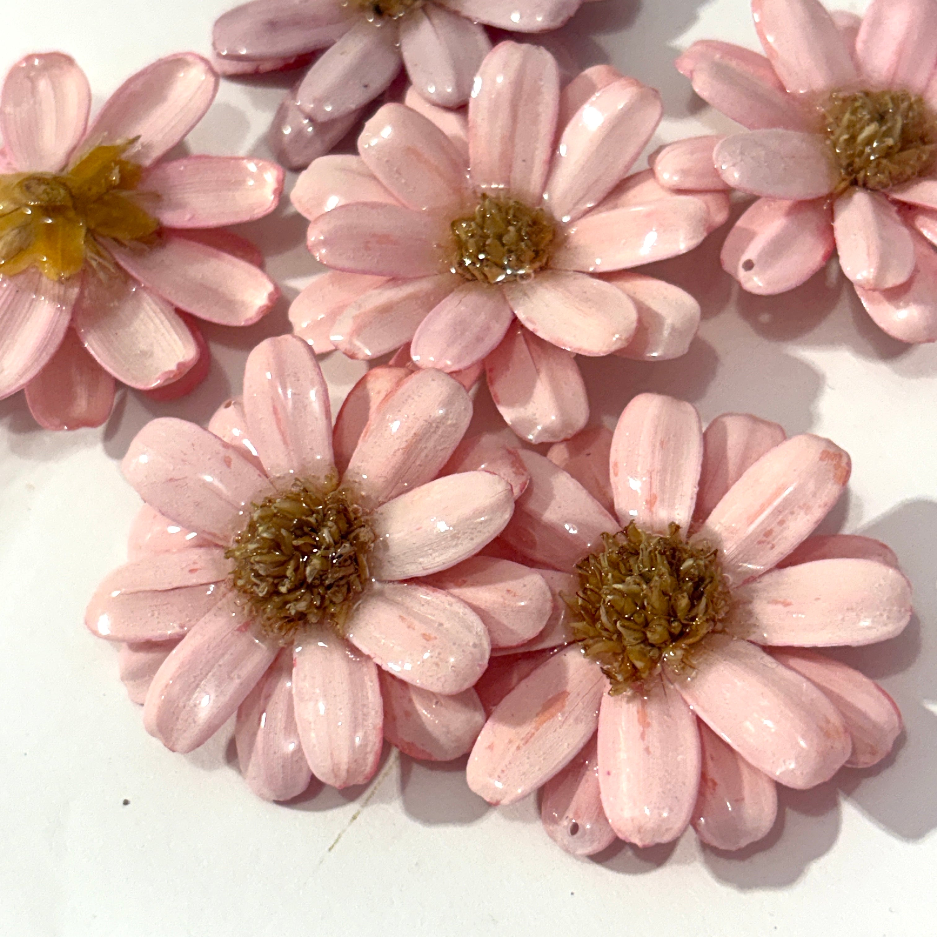 Flores resina pendant