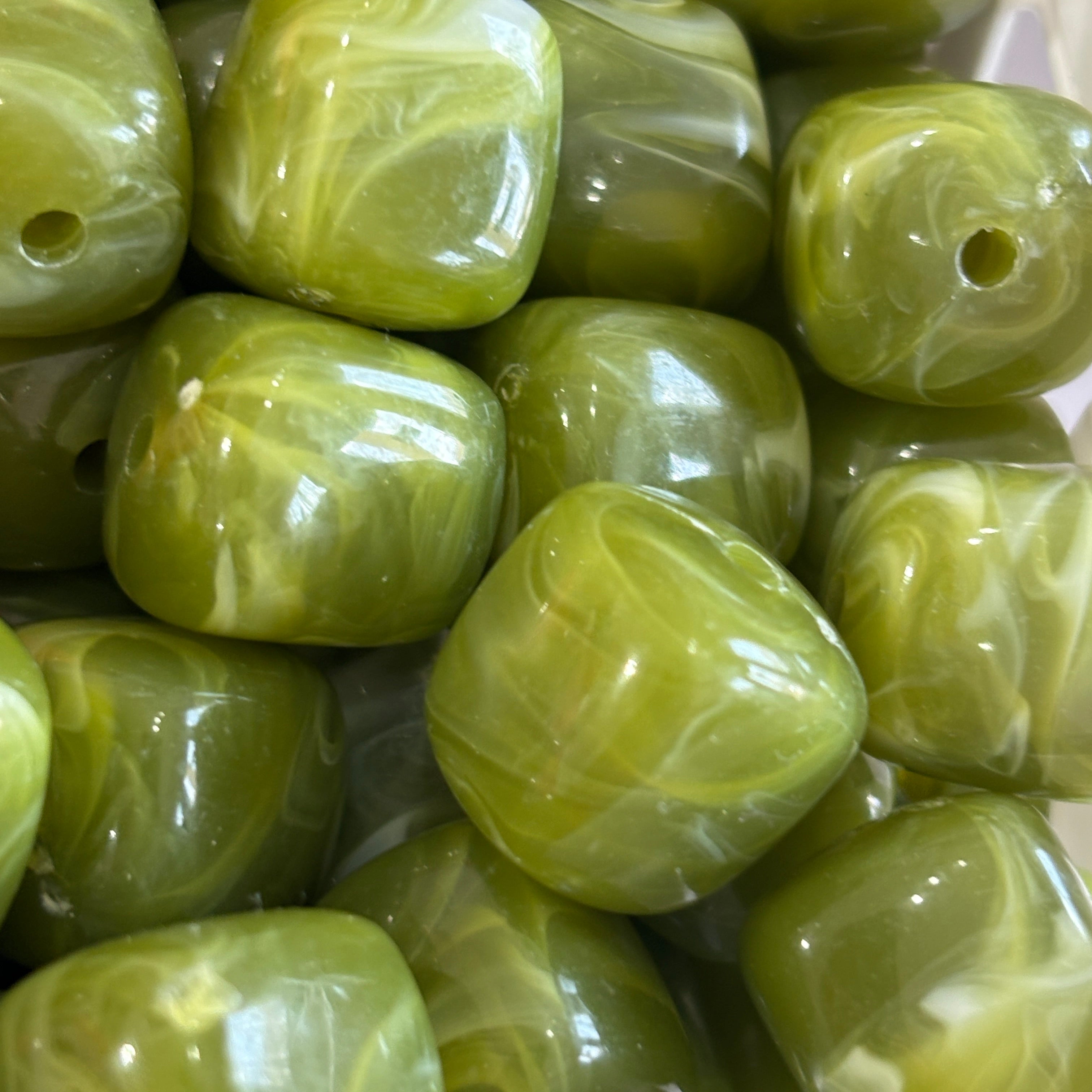 Bead acrilico cuadrado 20mm