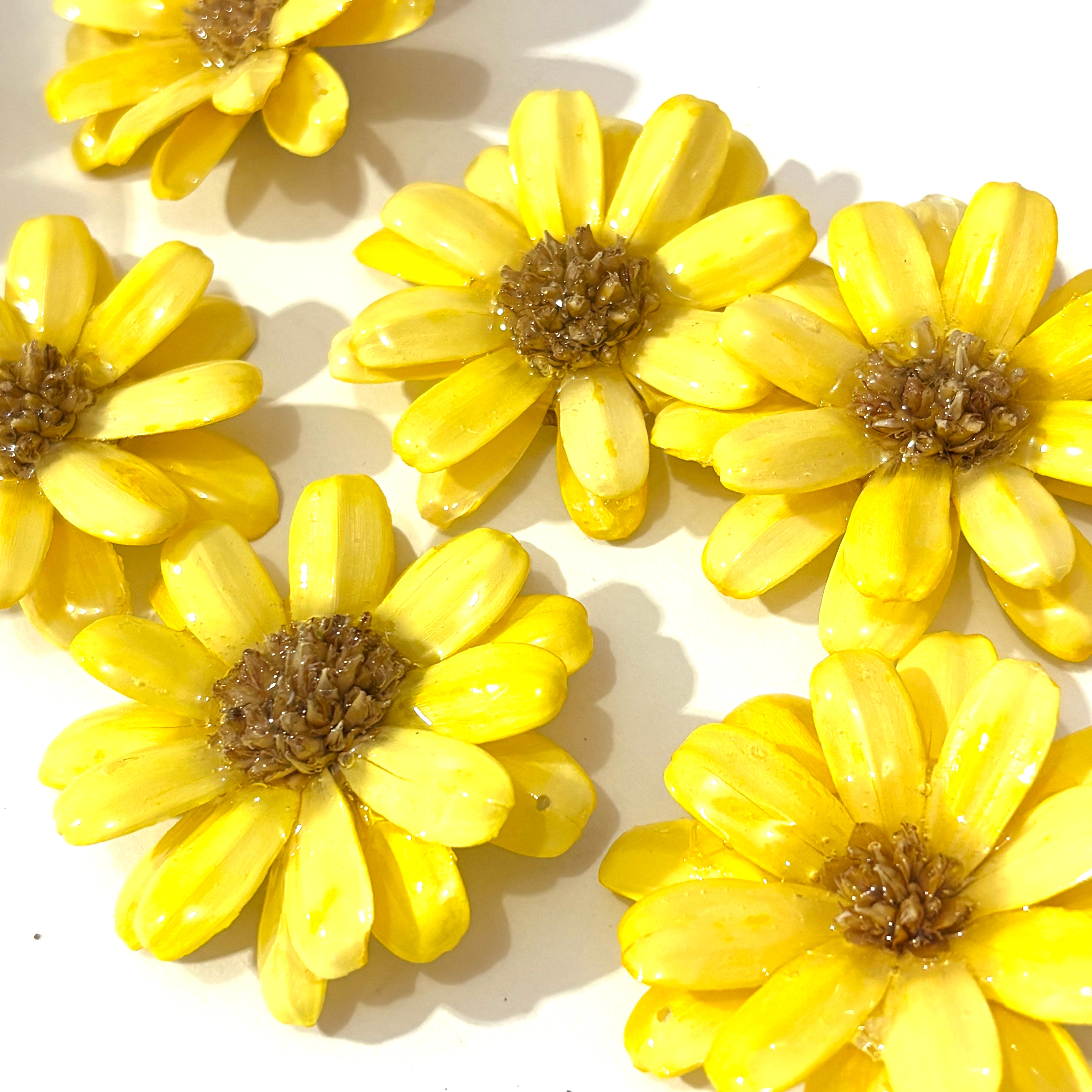 Flores resina pendant