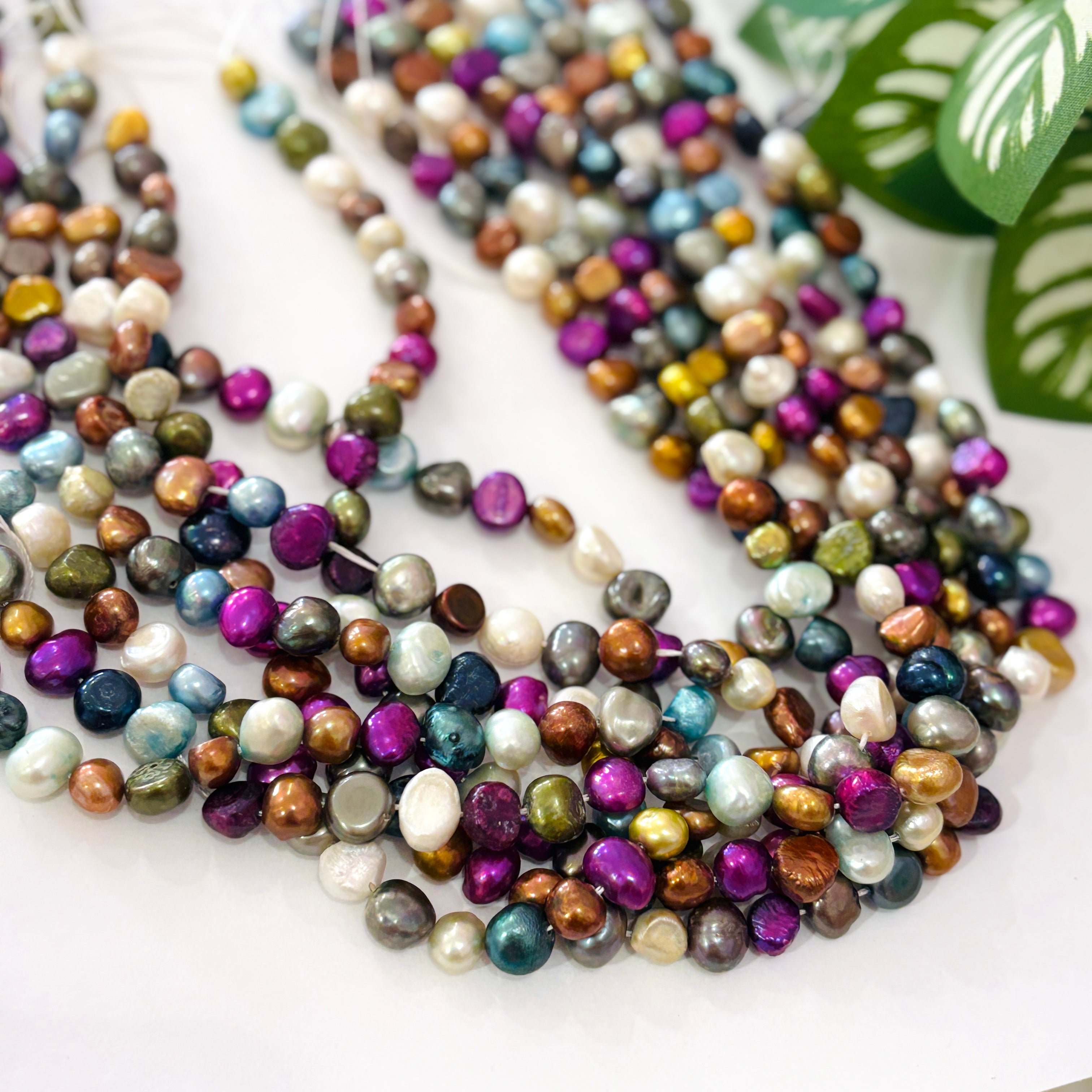Perlas de agua dulce de colores