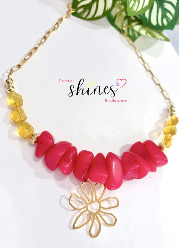 Collar en cadena y resina