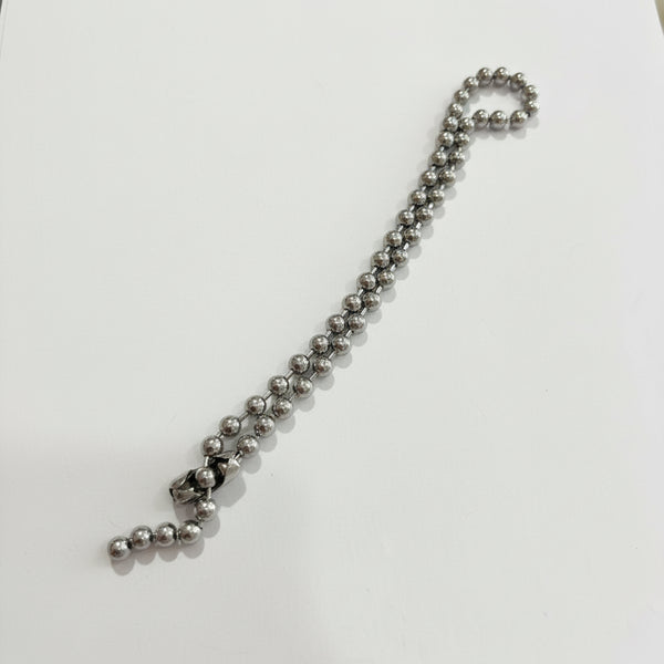Collar ball chain